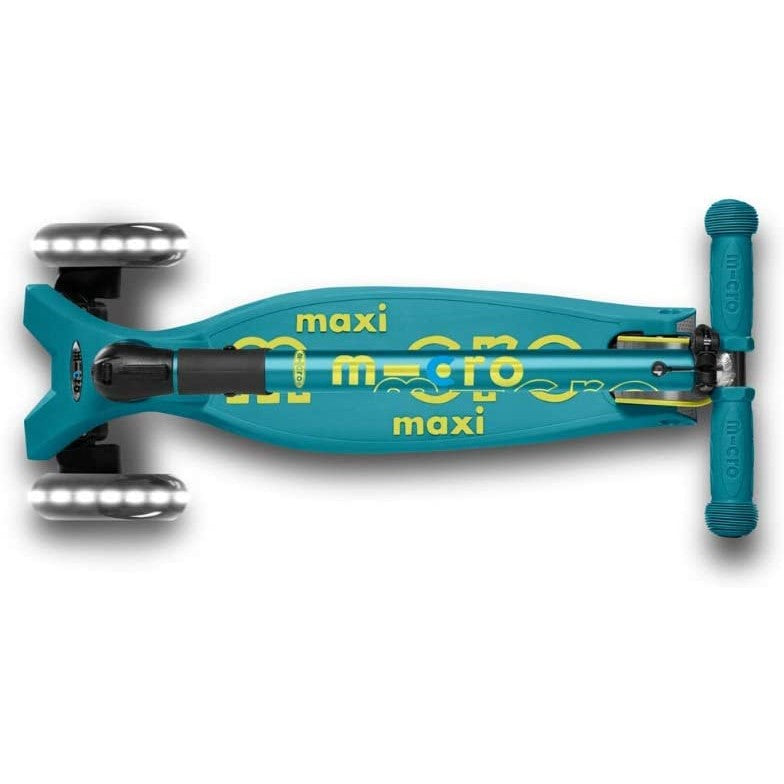 Maxi Deluxe LED Foldable Scooter