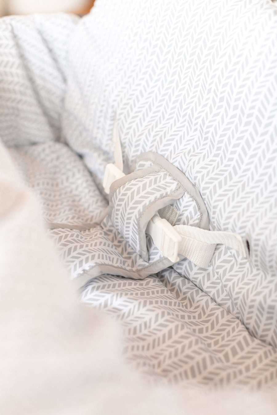 Baby Shopping Cart Cover - Little Arrows Design