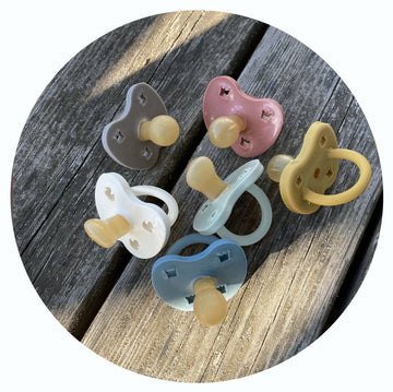 Colorful Natural Rubber Pacifier 0-3 months