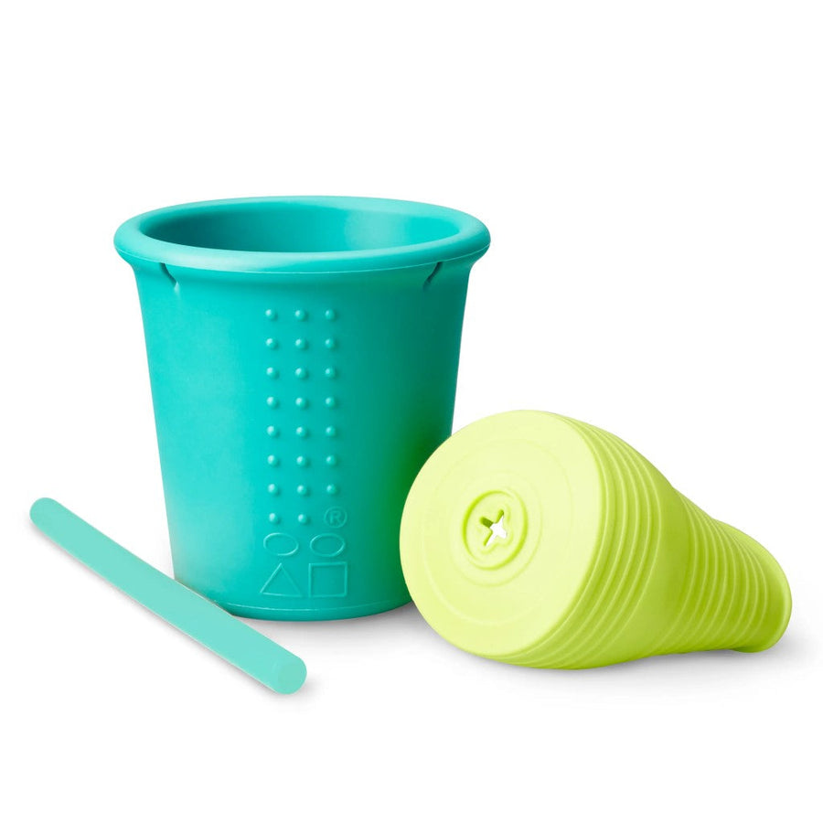 https://www.naturalresources-sf.com/cdn/shop/products/silicone-straw-cup-gosili-2_900x.jpg?v=1658802392