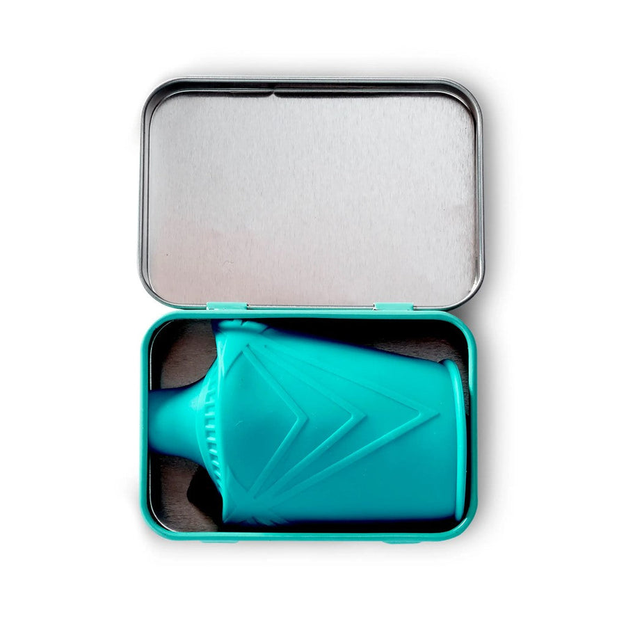 Universal Sippy Top with Travel Tin